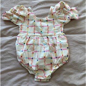 Like new Ollie Jay baby girl puff sleeve one piece, size 12-18